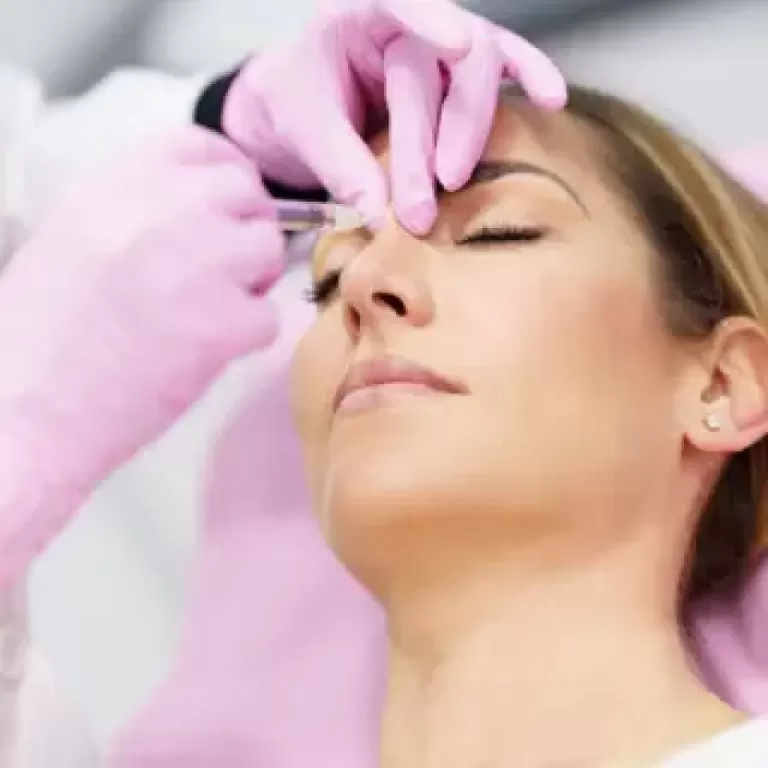 Toxina Botulínica vs Preenchimento – Qual a diferença?